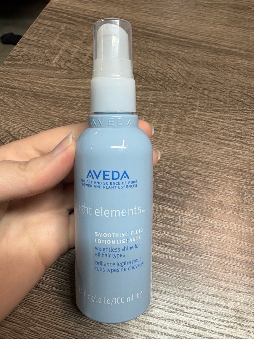 AVEDA Light Elements Smoothing Fluid - Pale Blue Bottle